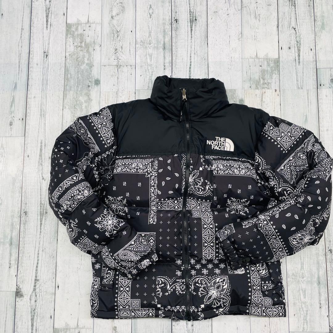 ♦️未使用に近い♦️THE NORTH FACE バンダナ柄ダウンジャケットM