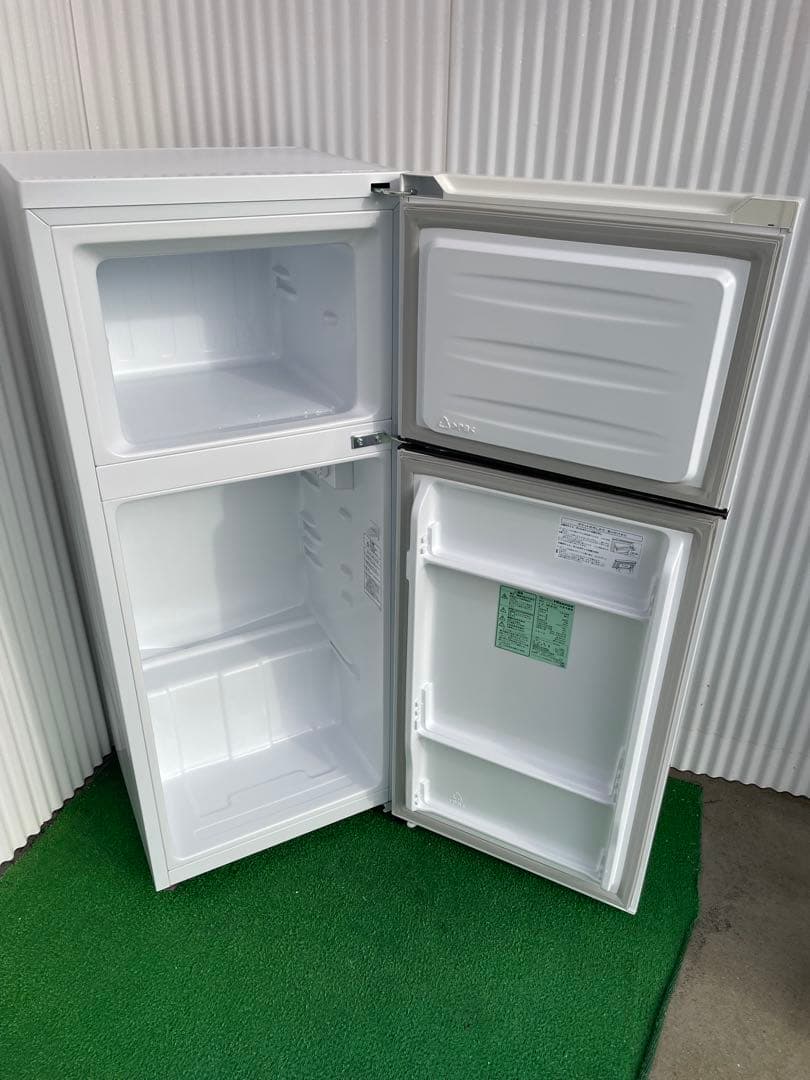 934 ハイセンス おしゃれホワイト2ドア冷蔵庫 トップフリーザー スリム