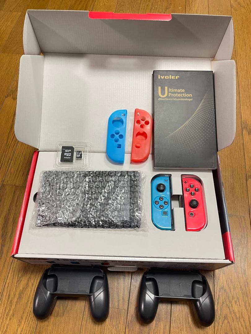 フィルム貼り済】⭐︎Nintendo Switchフルセット＆オマケグッズ有⭐︎