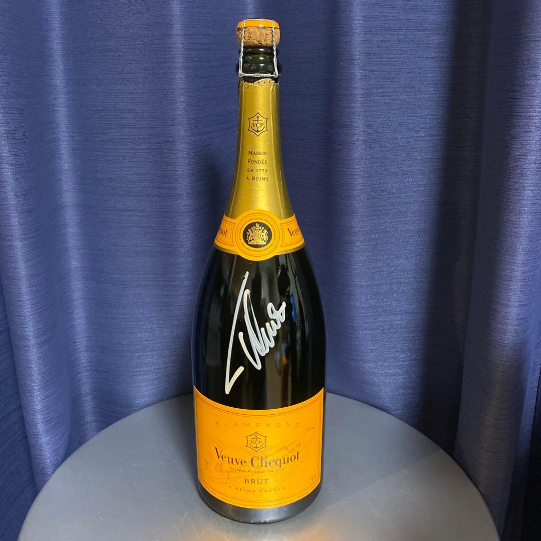 フェルナンド・アロンソ直筆サイン入り】 ヴーヴ・クリコ マグナム