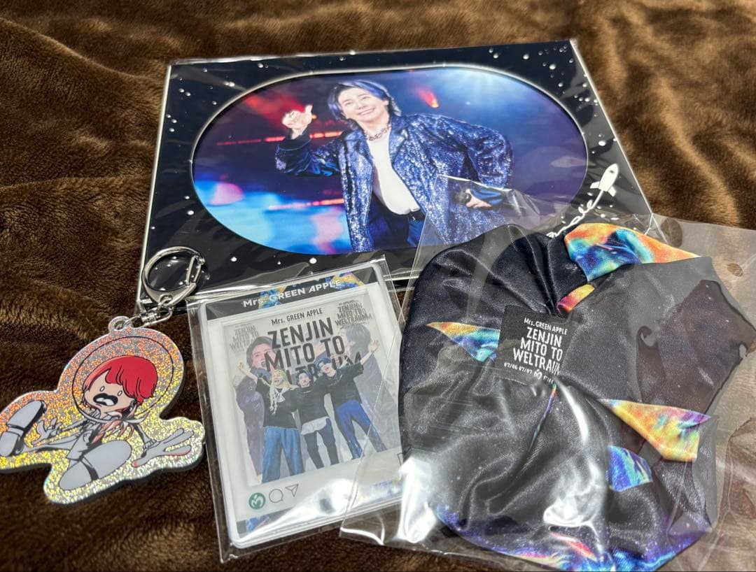 Mrs.GREEN APPLE グッズまとめ売り - メルカリ