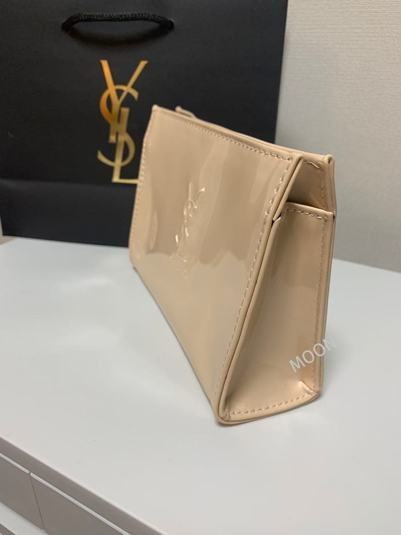新品未使用】イヴサンローラン YSL エナメルポーチ ノベルティ 非売品