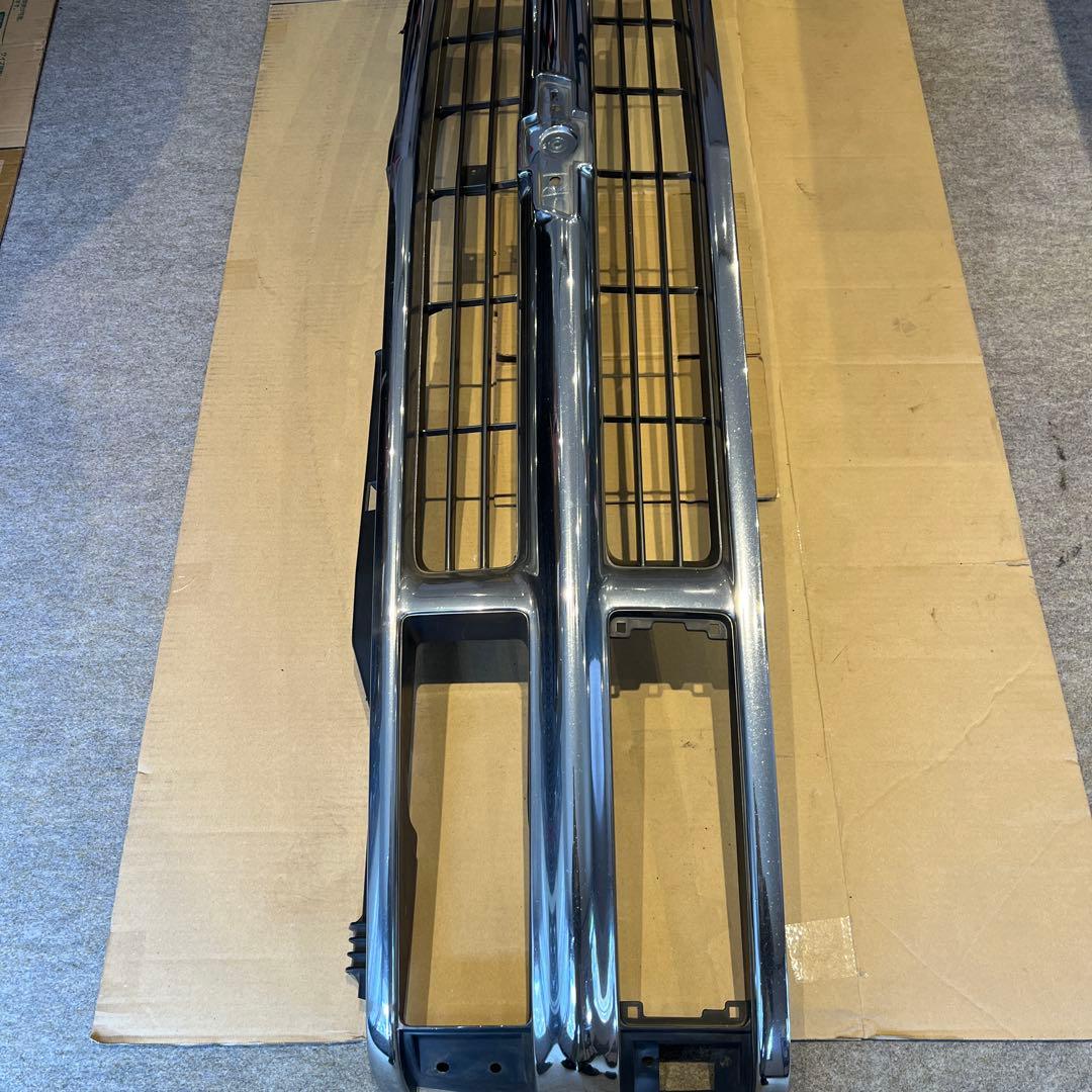 タホ サバーバン グリル バンパー 98 - メルカリ