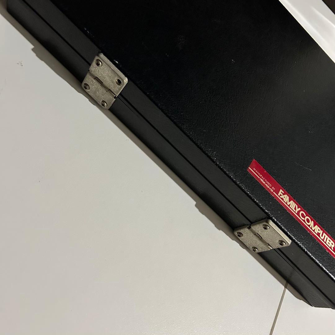 レア kamaya ファミコン カセット18個 収納ケース アタッシュケース