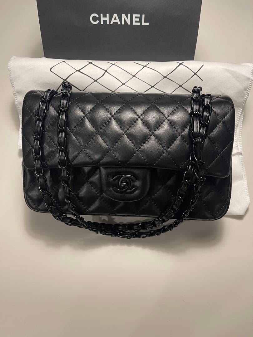 CHANEL ブラック キルティングバッグノベルティ CHANEL キルティング ブラックバッグノベルティ - メルカリ