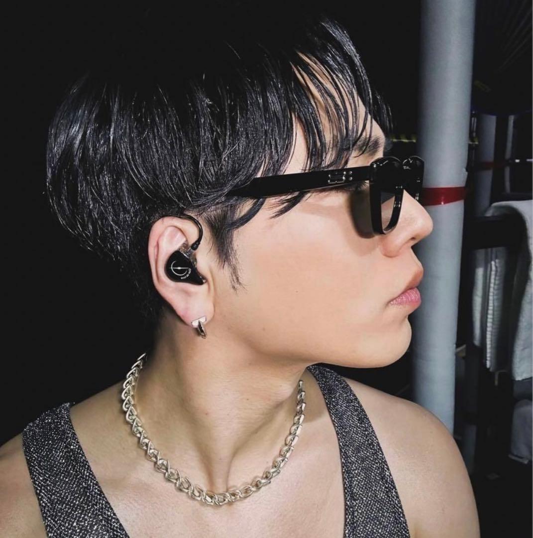 ØMI 着用 ピアス T フープピアス Amazon.co.jp: 登坂広臣 着用 ピアス T フープ : ファッション