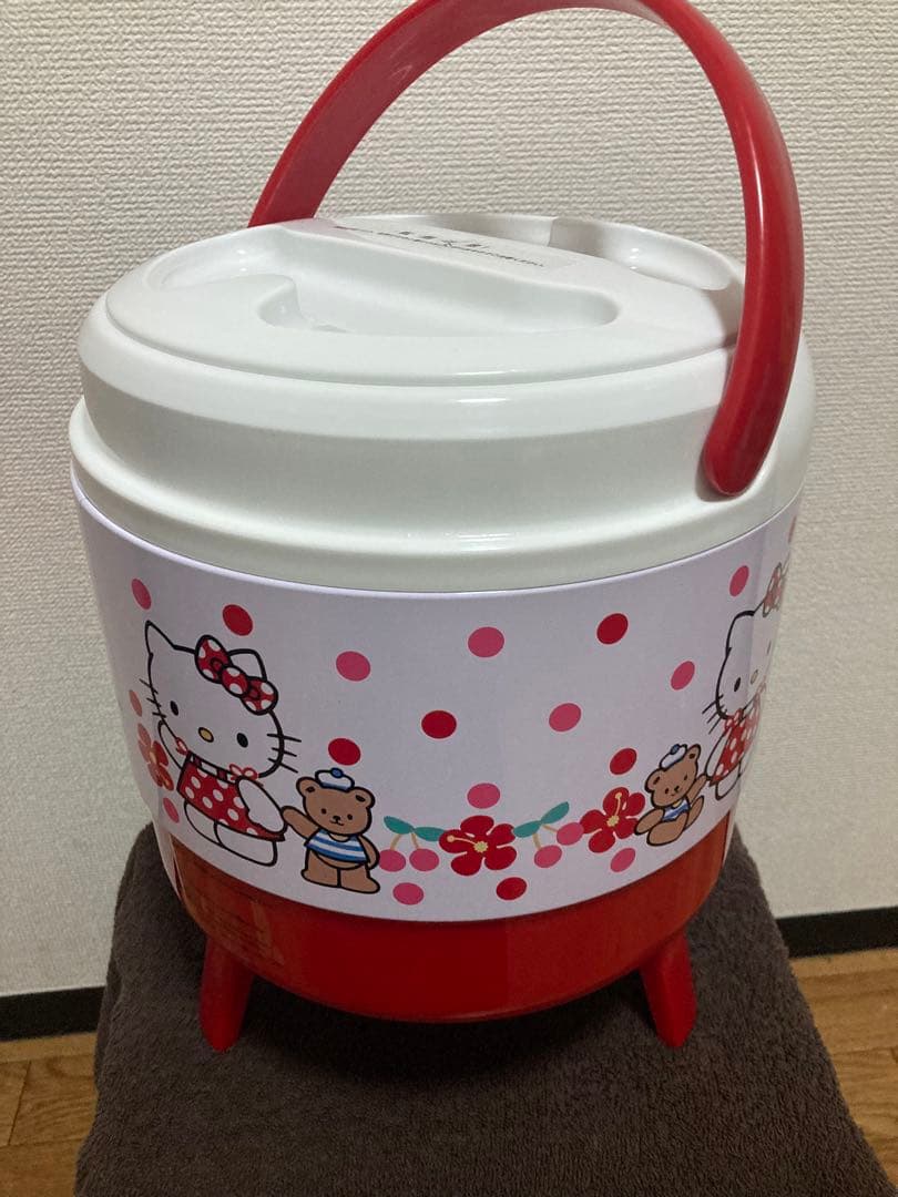 ハローキティ⭐️ ウォータージャグサーバー&エアーポット 保温ポット 2.2L