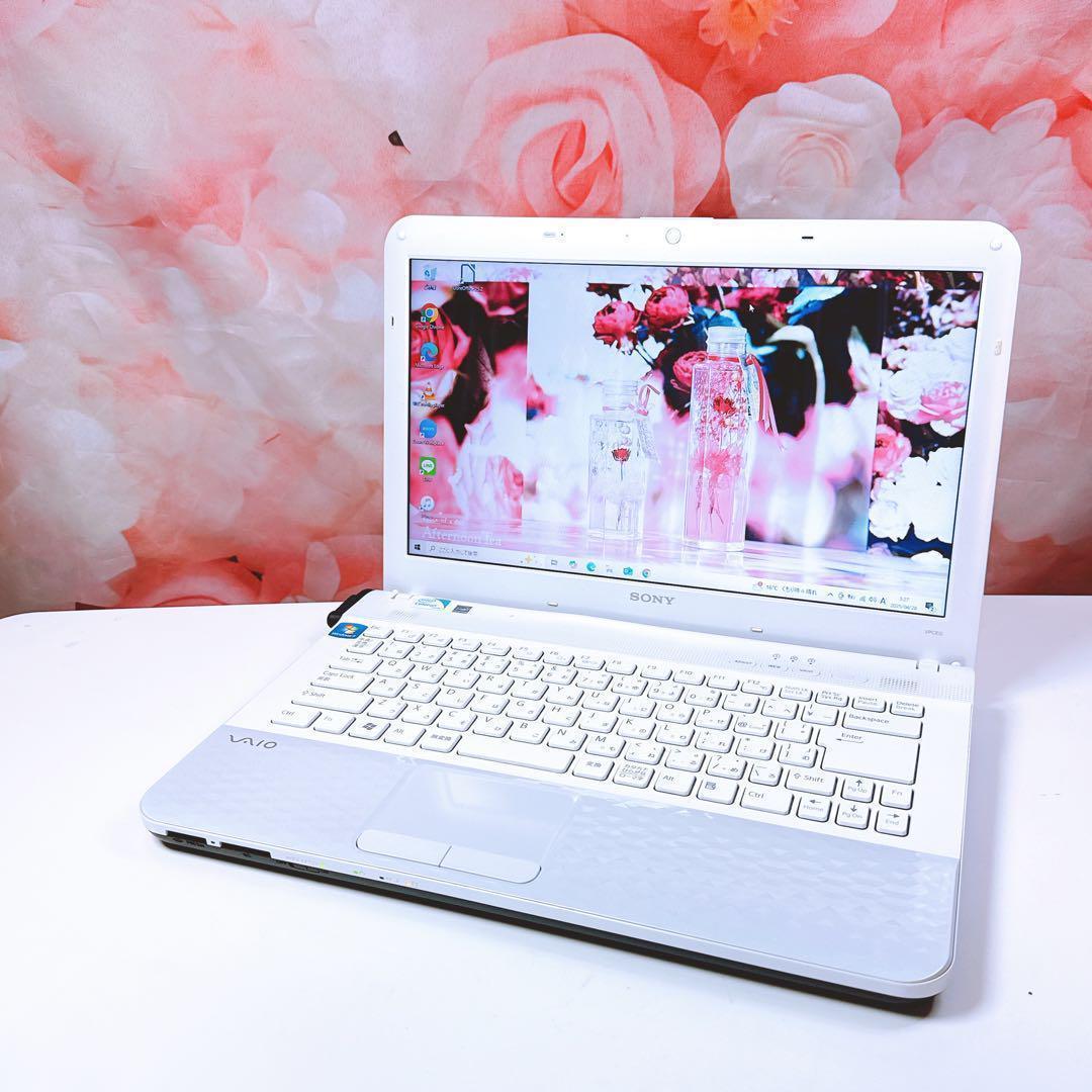 ❤️ポッキリ10000円❤️キラキラ可愛い✨カメラ付きノートパソコン