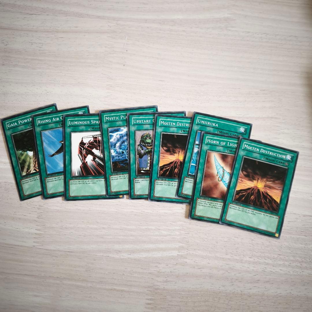 希少・旧アジア版】遊戯王カード 大量セット まとめ売り（全274枚