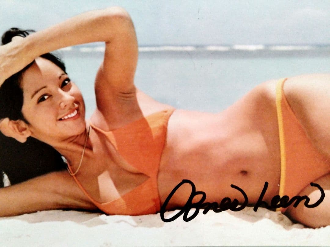 アグネス・ラム直筆サイン入り写真…Agnes Lum - メルカリ