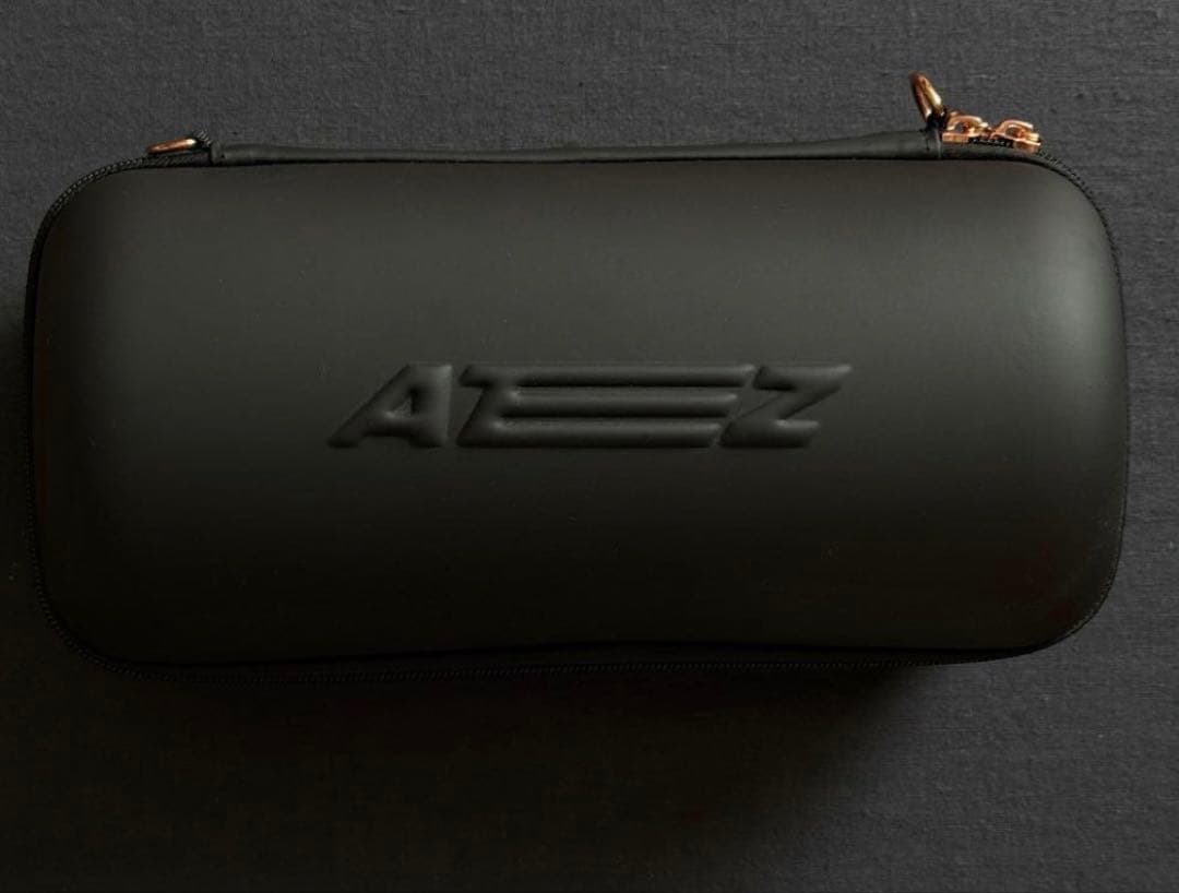 ATEEZ ペンライト ライティニ ver.1 ペンライトケース - メルカリ