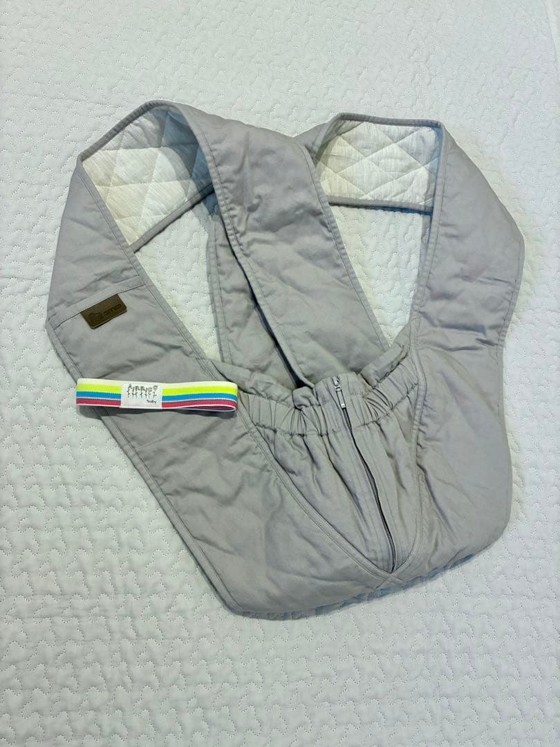 【美品】エアリコ　抱っこ紐 エアリコ抱っこ紐「プレミアム」アイボリー | AIRRICOBABY