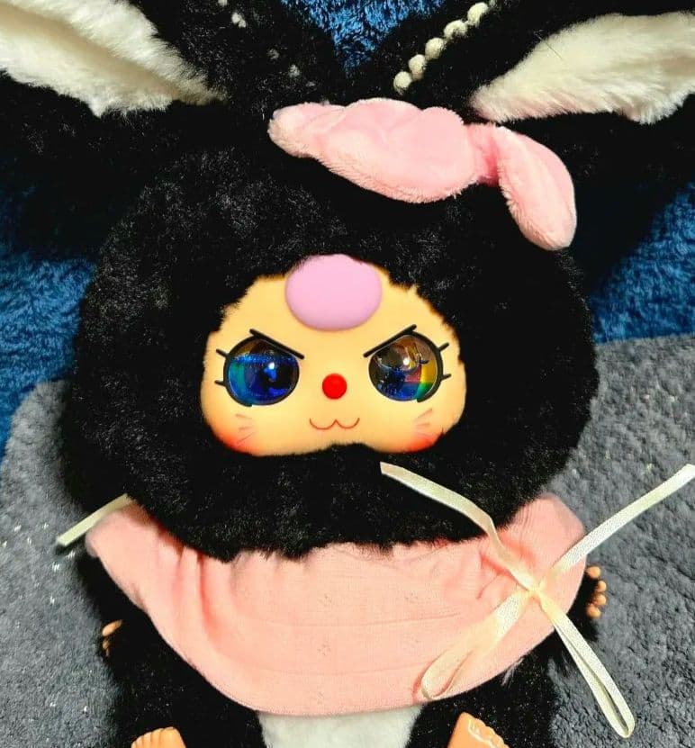 □BabyThree□兎□約20cm□黒□キラ目 □オッドアイ□液体の目□立ち耳