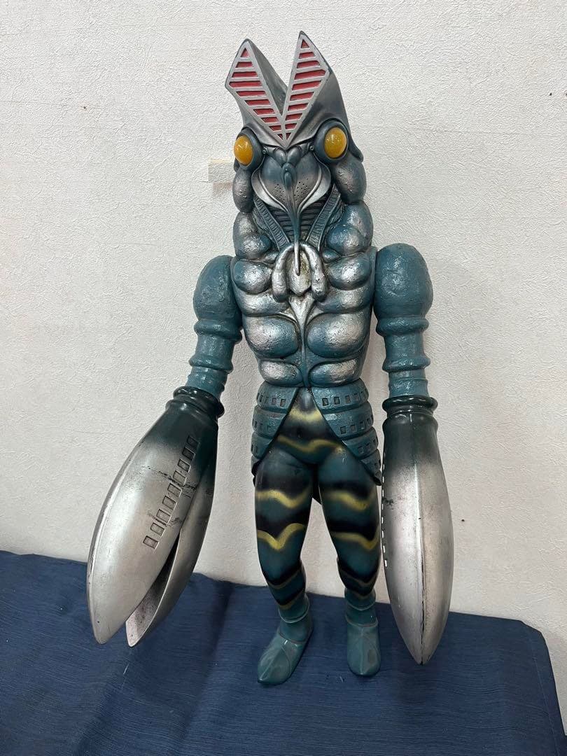 バルタン星人 ジャンボソフビ 63cm 特大 円谷プロ 1990 Yahoo!オークション -「バルタン星人 特大」の落札相場・落札価格