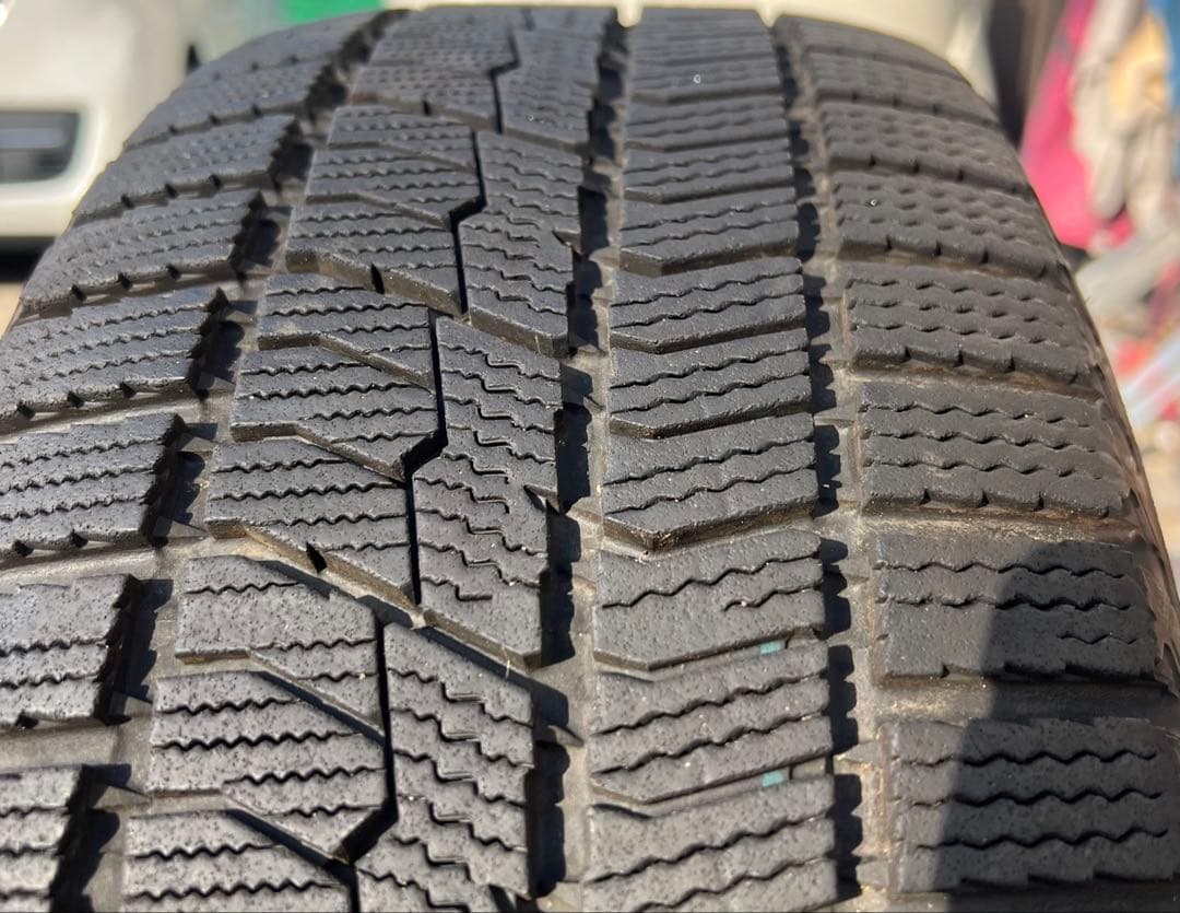 スタッドレス205/55R16 16×6.5j PCD100 ET48 TOYO