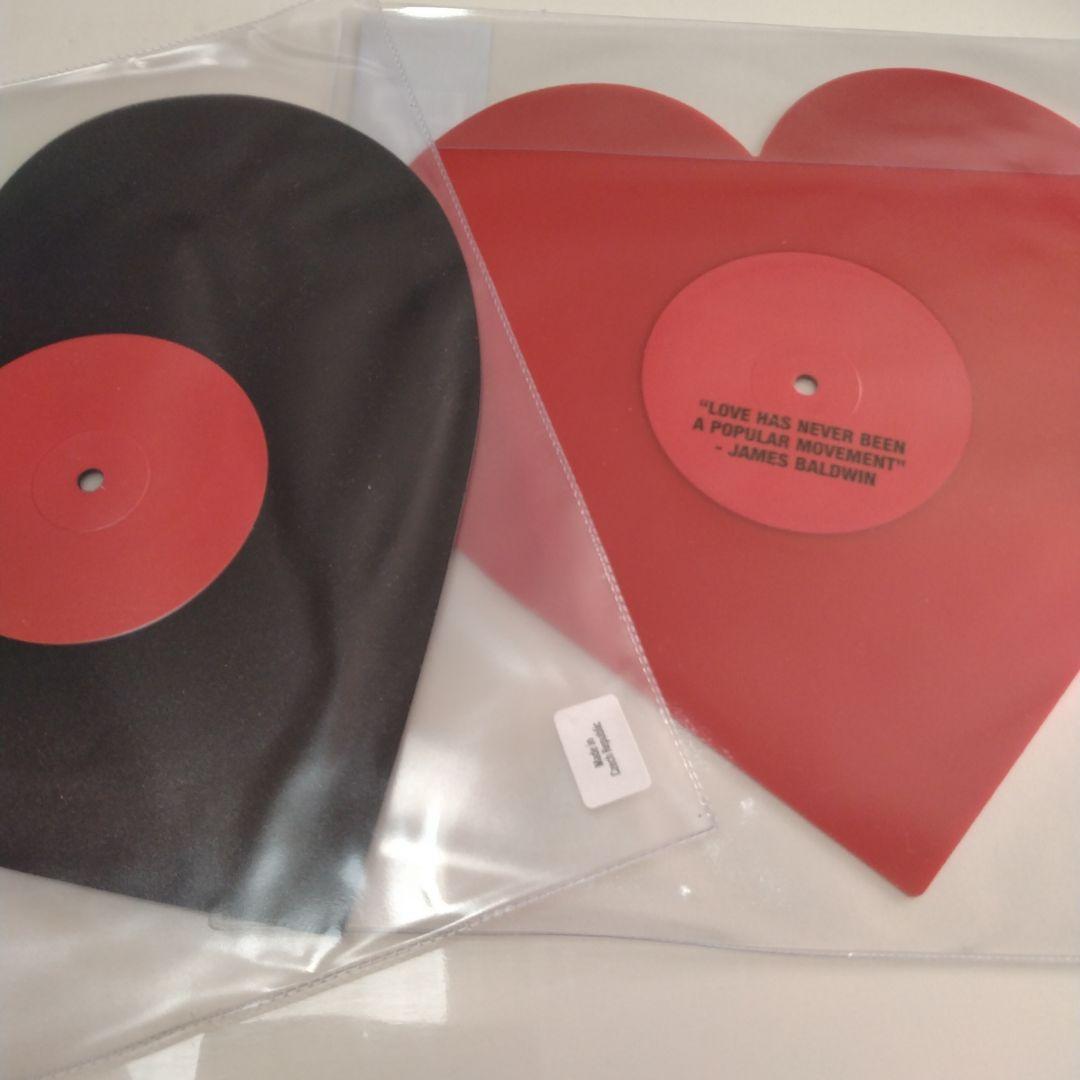 Lizzo ハート型レコードセット