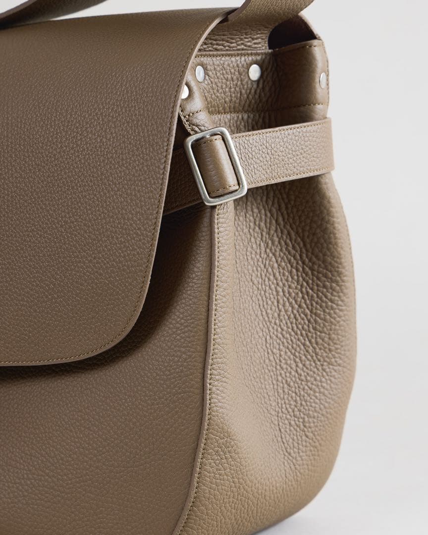 NICENESS 渋谷パルコ ポップアップ限定 L.HEFNER レザーバッグ - メルカリ