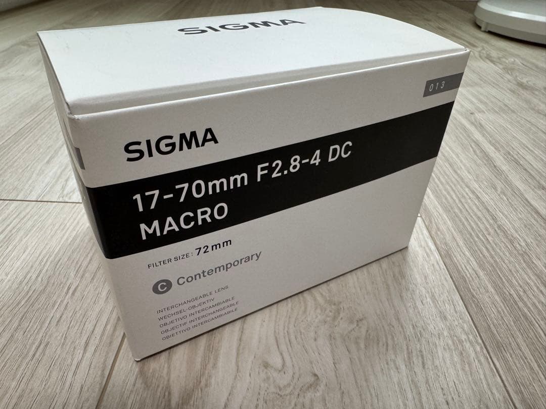 17-70mm F2.8-4 DC OS HSM ズームレンズ　キャノン