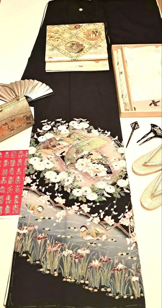 新品未使用❇️豪華黒留袖 手描友禅暈し染め 5つ紋 比翼仕立て ブル