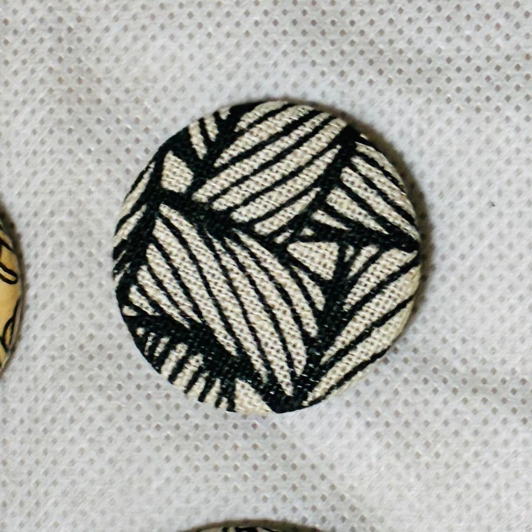 クリストファーネメス 缶バッジ バッチ 7個セット 縄柄 イギリス