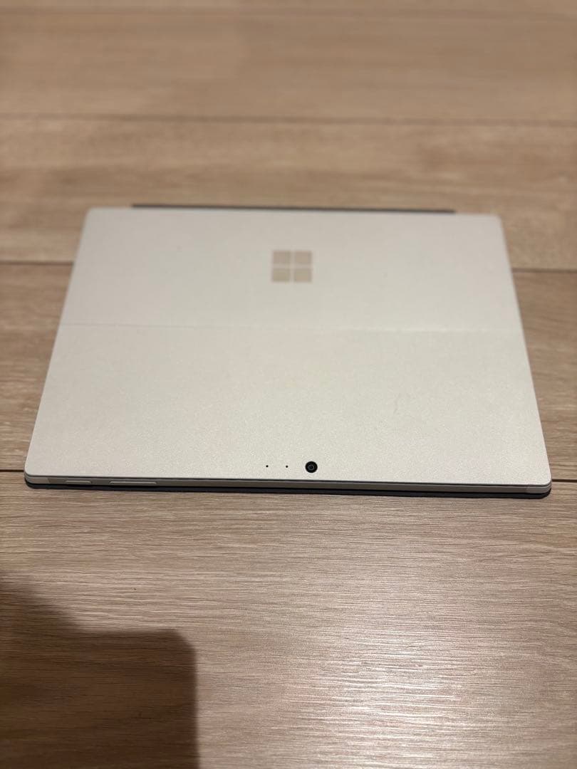 Microsoft Surface Pro 本体 シルバー Amazon.co.jp: Surface Pro 9 13型 Core i5/8GB/256GB/Office プラチナ