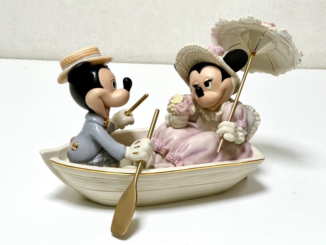 ディズニー ミッキーとミニーのRowboat Romance レノックス 陶器