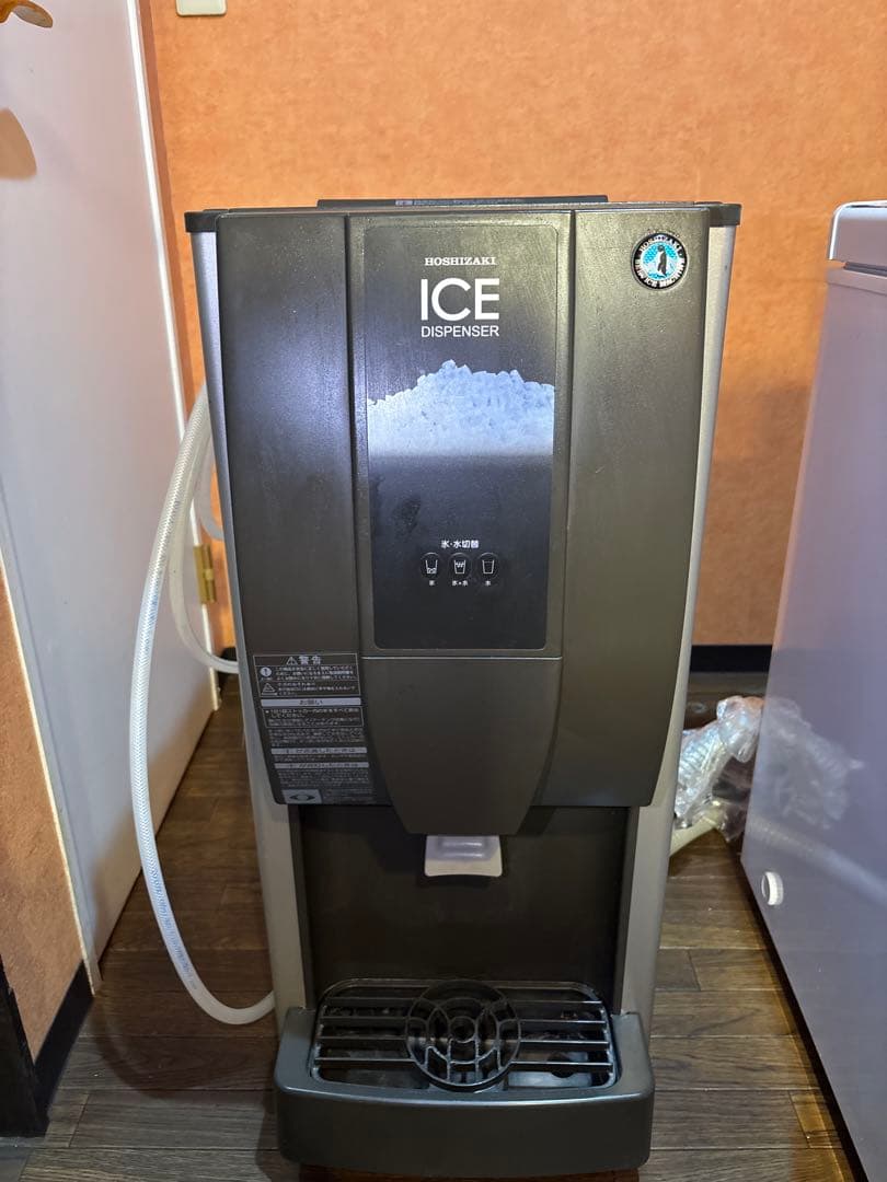 ホシザキ製氷機　チップアイスディスペンサーDCM-115K チップアイスディスペンサー（製氷機）DCM-115K 115kgタイプ 7884310