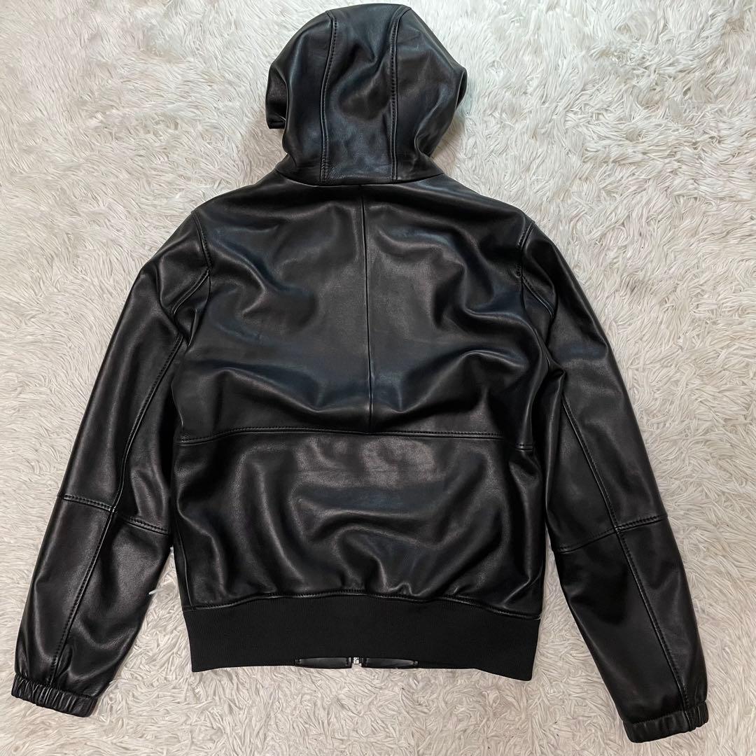 未使用級 コーチ レザーパーカー ラムレザー 裏地シグネチャー 艶感