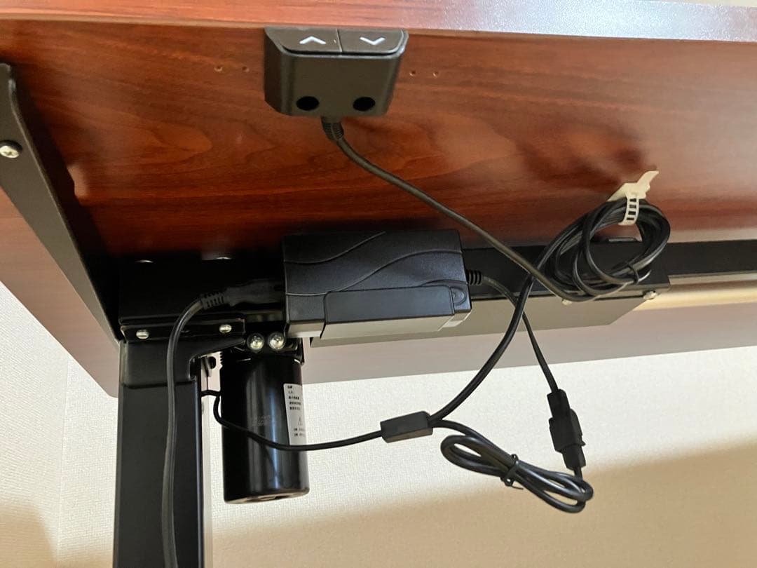 【FLEXISPOT】電動昇降式デスク《組み立て不要：たのめる便にて配送》