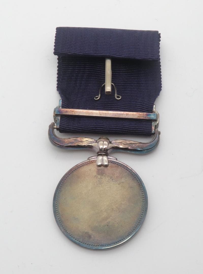 905、紺綬褒章 記章 勲章 メダル まとめ1点 - メルカリ