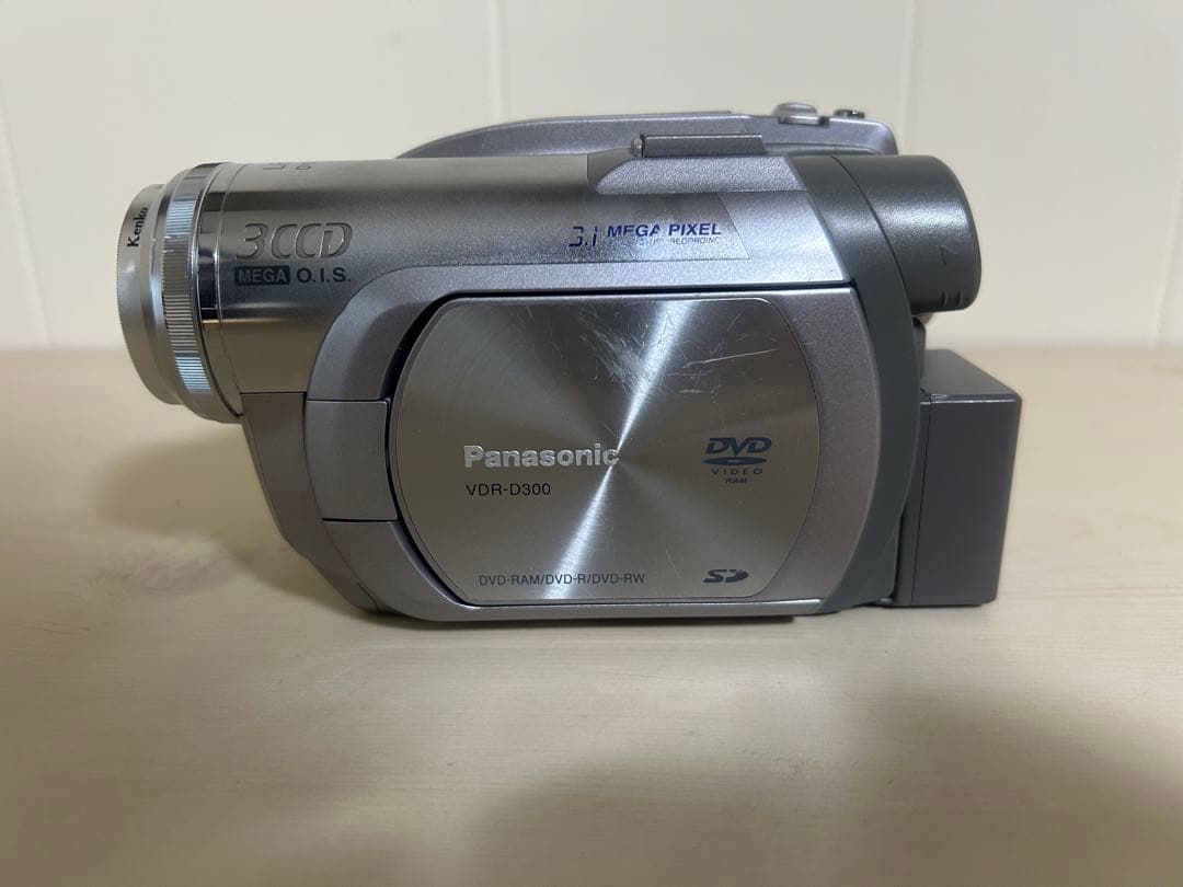 Panasonic VDR-D300 DVDビデオカメラ - メルカリ
