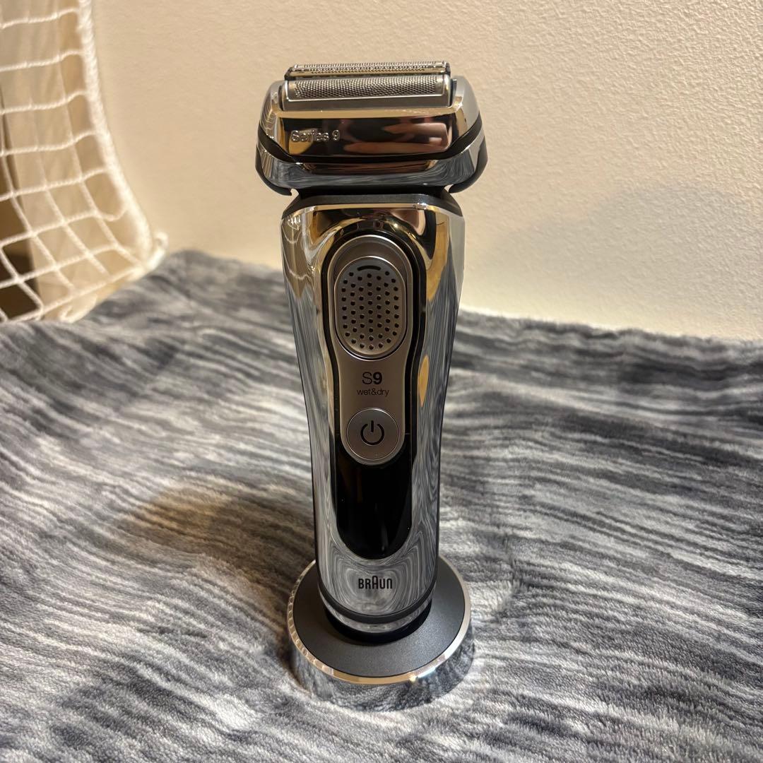 ほぼ未使用】BRAUN Series 9 9345s 電気シェーバー - メルカリ