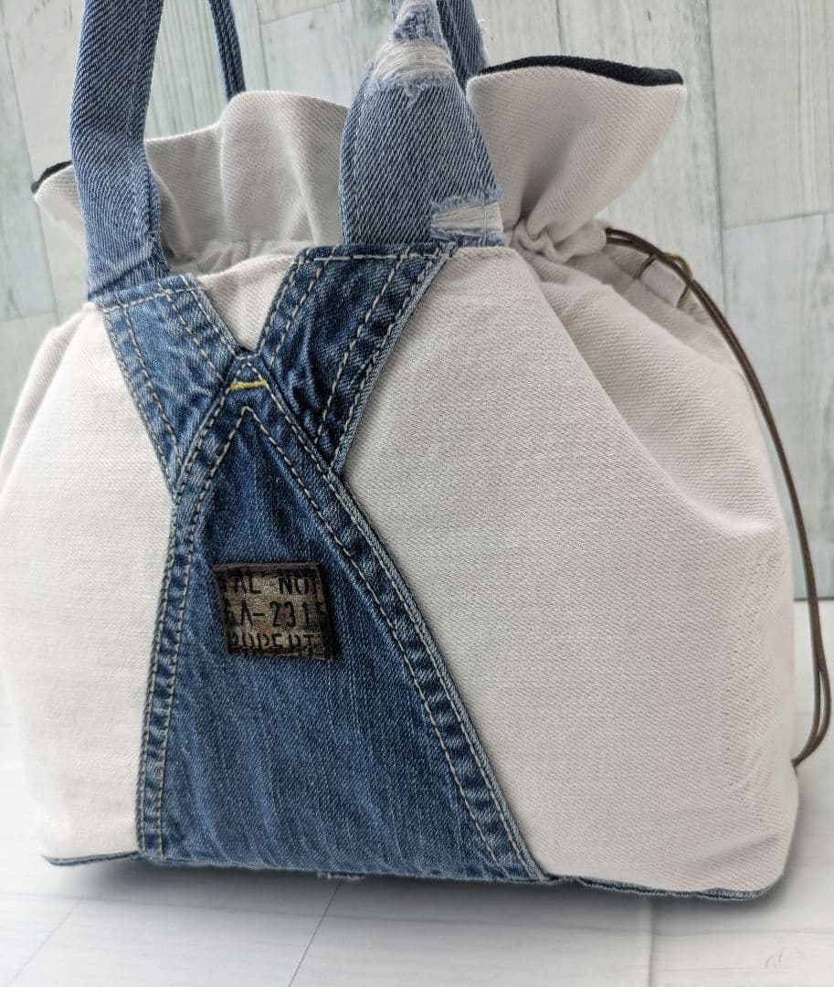 デニムリメイク 巾着トートバッグ ＊オーバーオール＊ ダメージ - メルカリ