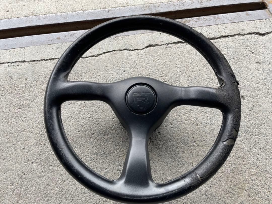 スカイラインGTRステアリング R32型スカイラインGT-Rへ、純正テイストのままスポーティに楽しめる