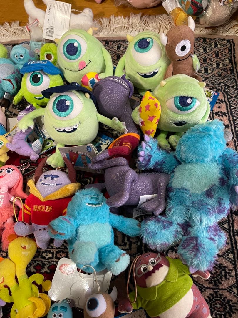 ディズニー モンスターズインク MU ぬいぐるみ プラッシュ 大量