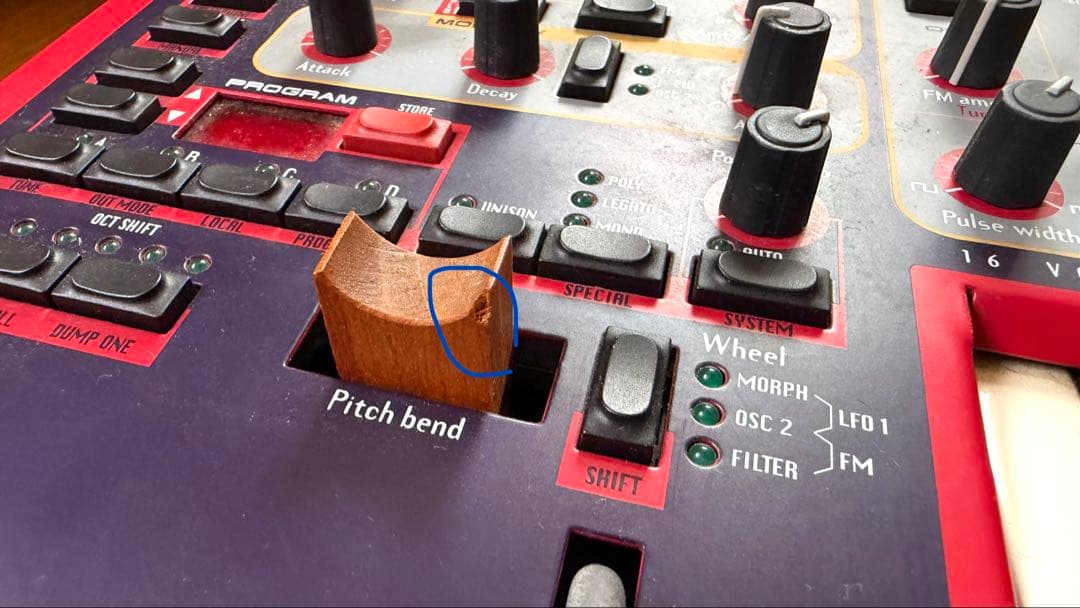 【値引き中】 clavia Nord Lead 2 / 美品 / 匿名配送