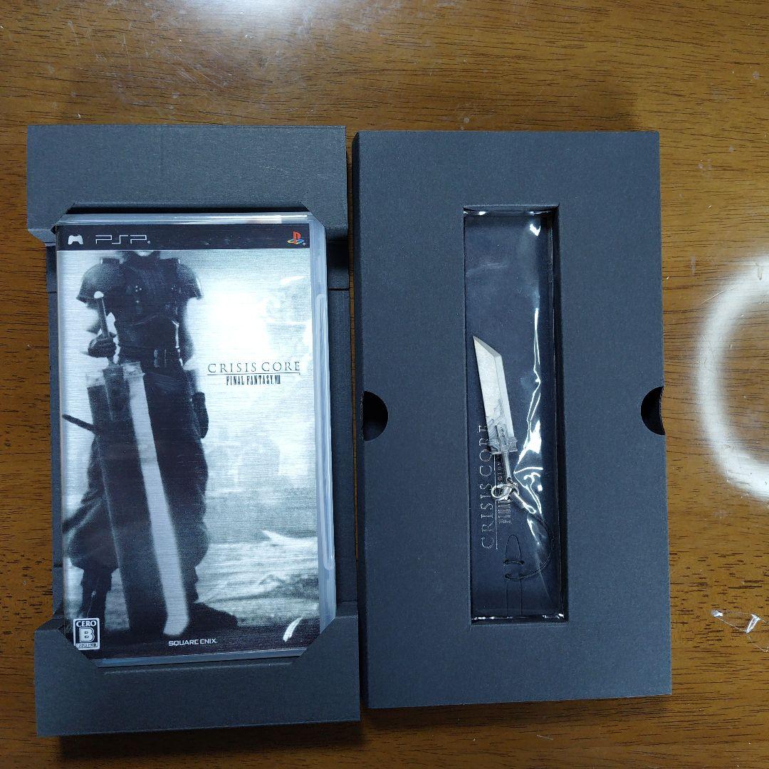 極美品】PSP2000本体クライシスコアFF7モデル【ジャンク】 - メルカリ