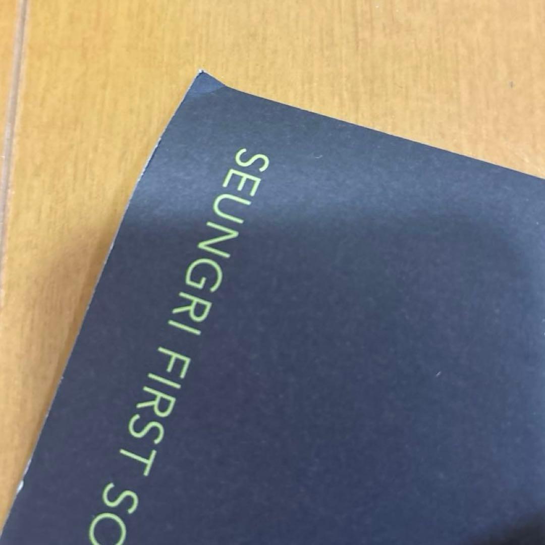 BIGBANG スンリ V.I ポスター - メルカリ