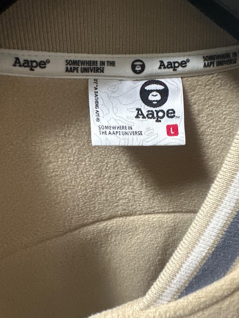 Aape スタジャン ベージュ/ホワイト APUNVA