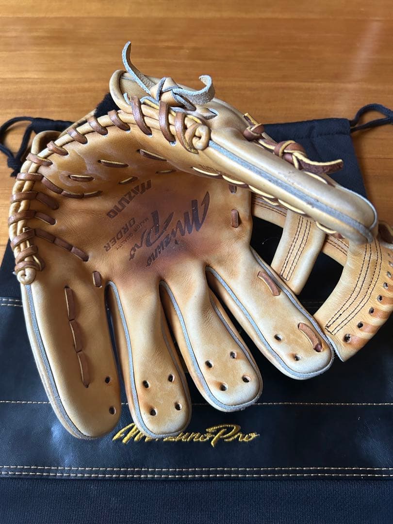 ミズノプロ野球グラブ オーダー 紐欠損品