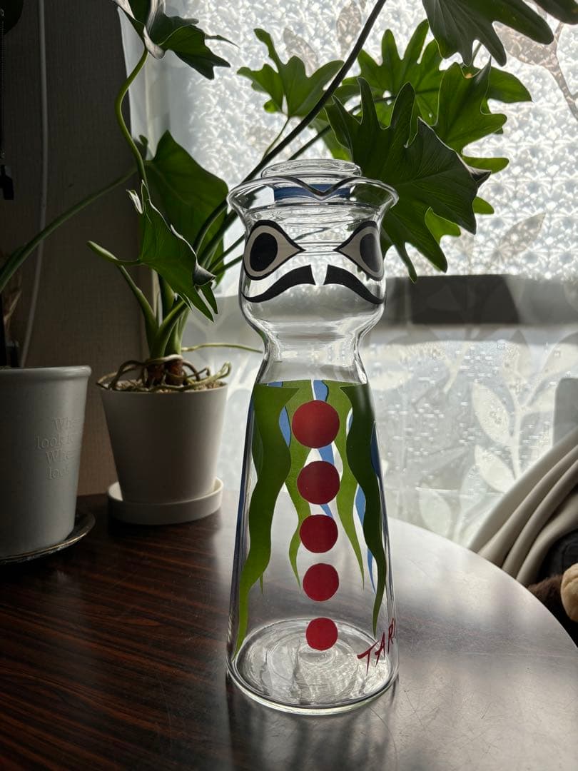 岡本太郎 水差し男爵 ガラス製ピッチャー - メルカリ