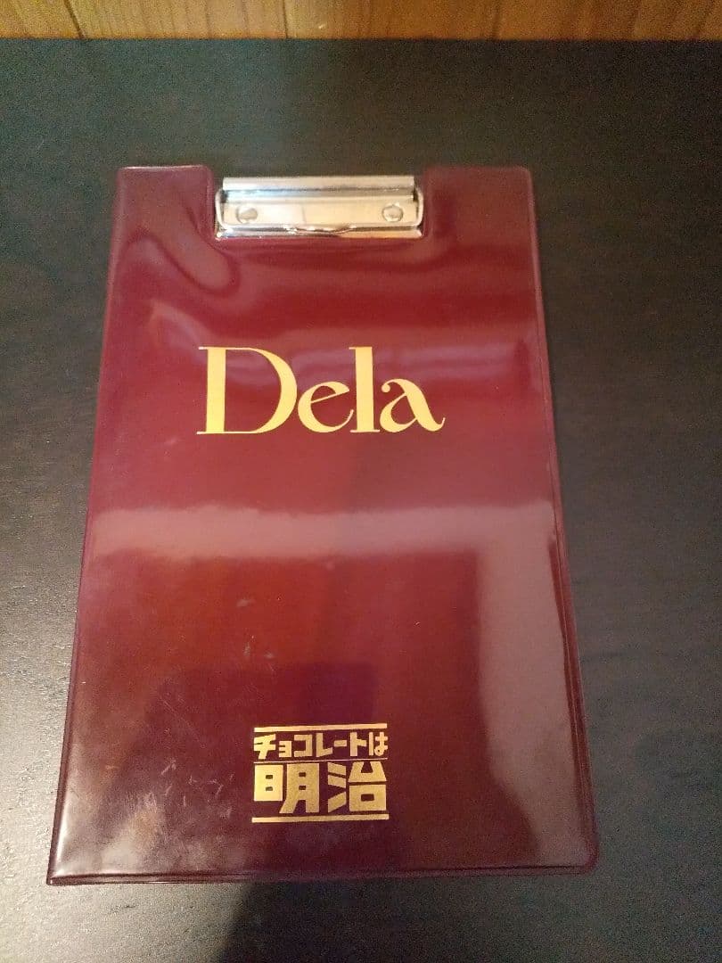 超激レア！　昭和レトロ　1984年　明治チョコレート菓子　カタログバインダー 超激レア！昭和レトロ1984年明治チョコレート菓子カタログバインダー