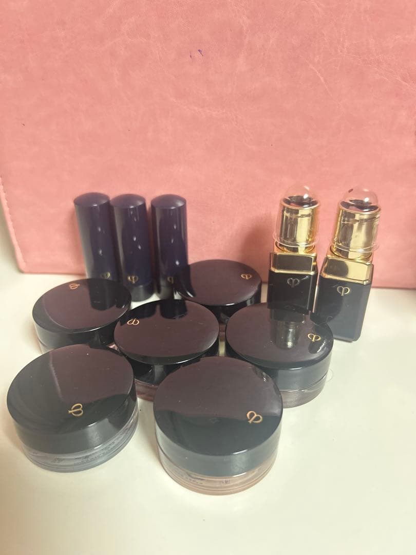 クレ・ド・ポー ボーテ　オンブルクレームソロ クレ・ド・ポー ボーテ / オンブルクレームソロの公式商品情報｜美容