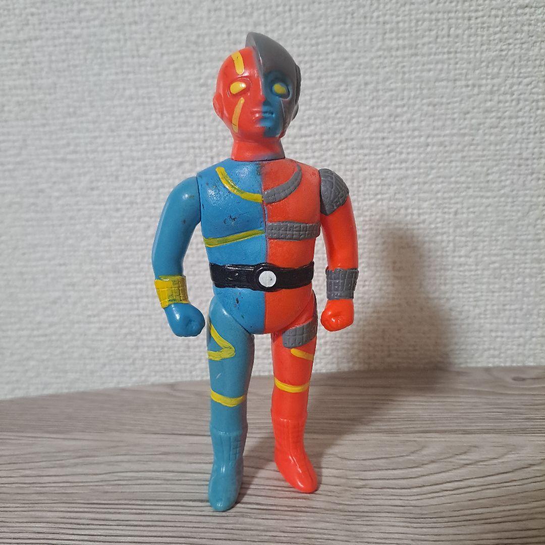 ソフビ　キカイダー　無版権　パチ　エラー