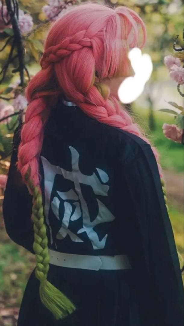 鬼滅の刃 甘露寺蜜璃 恋柱 コスプレ ウィッグ フルセット - メルカリ