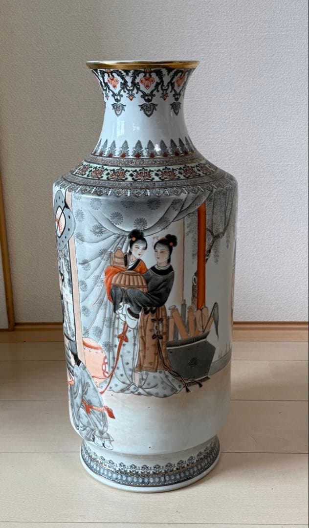 中国 墨彩紅彩人物紋大瓶 大清乾隆年製銘 高さ54.0cm 送料込み250517