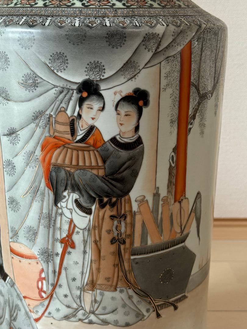 中国墨彩紅彩人物紋大瓶大清乾隆年製銘高さ54.0cm 送料込み250517