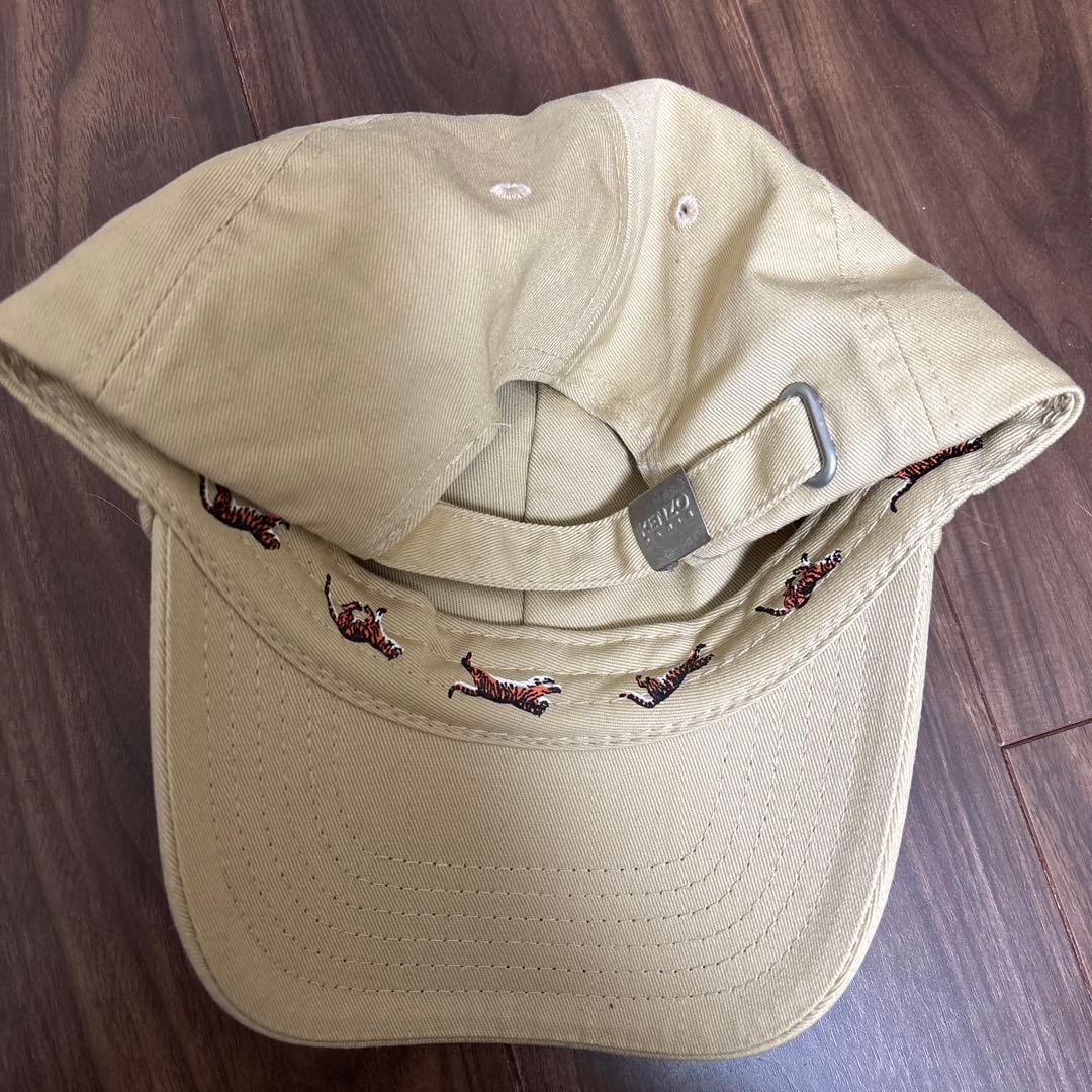 KENZO ベージュキャップ トラ刺繍 Uサイズ - メルカリ