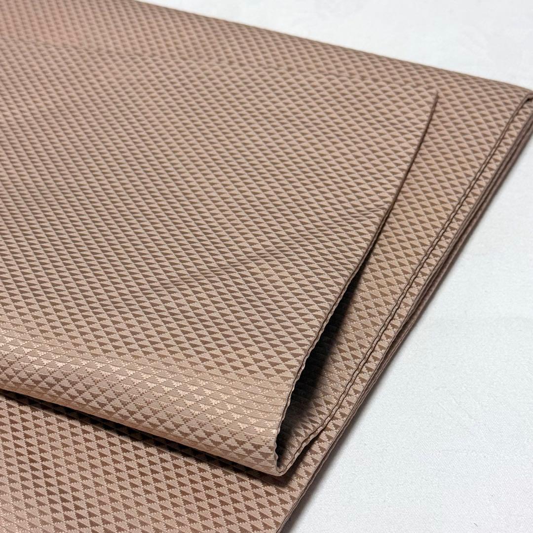 名古屋帯】 南天の花丸 落款入り 正絹 シンプル ベージュ 桜鼠色 K