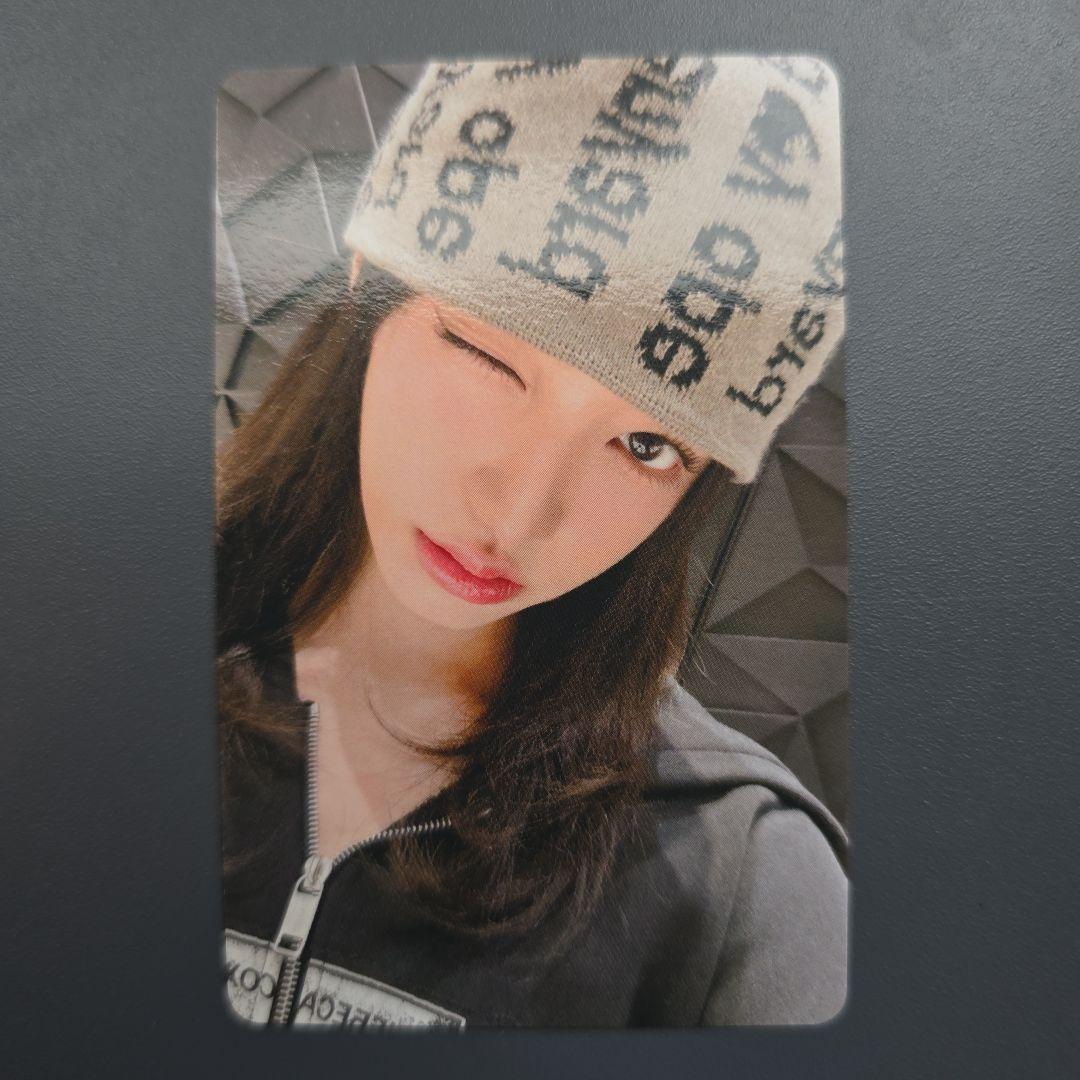 IVE SECRET オフイベ 東京 会場限定 トレカ 11/23 リズ - メルカリ